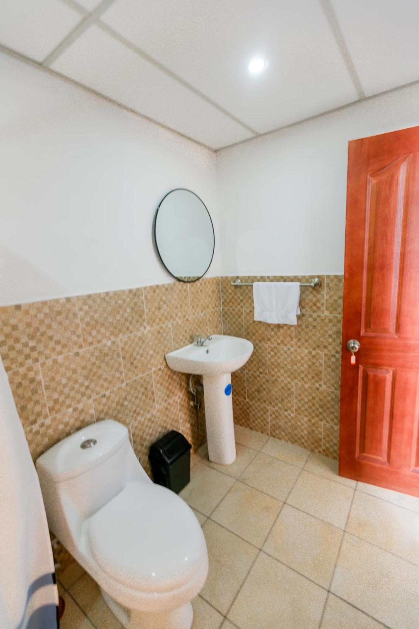 Hotel Friendly House Santa Tecla Exterior foto