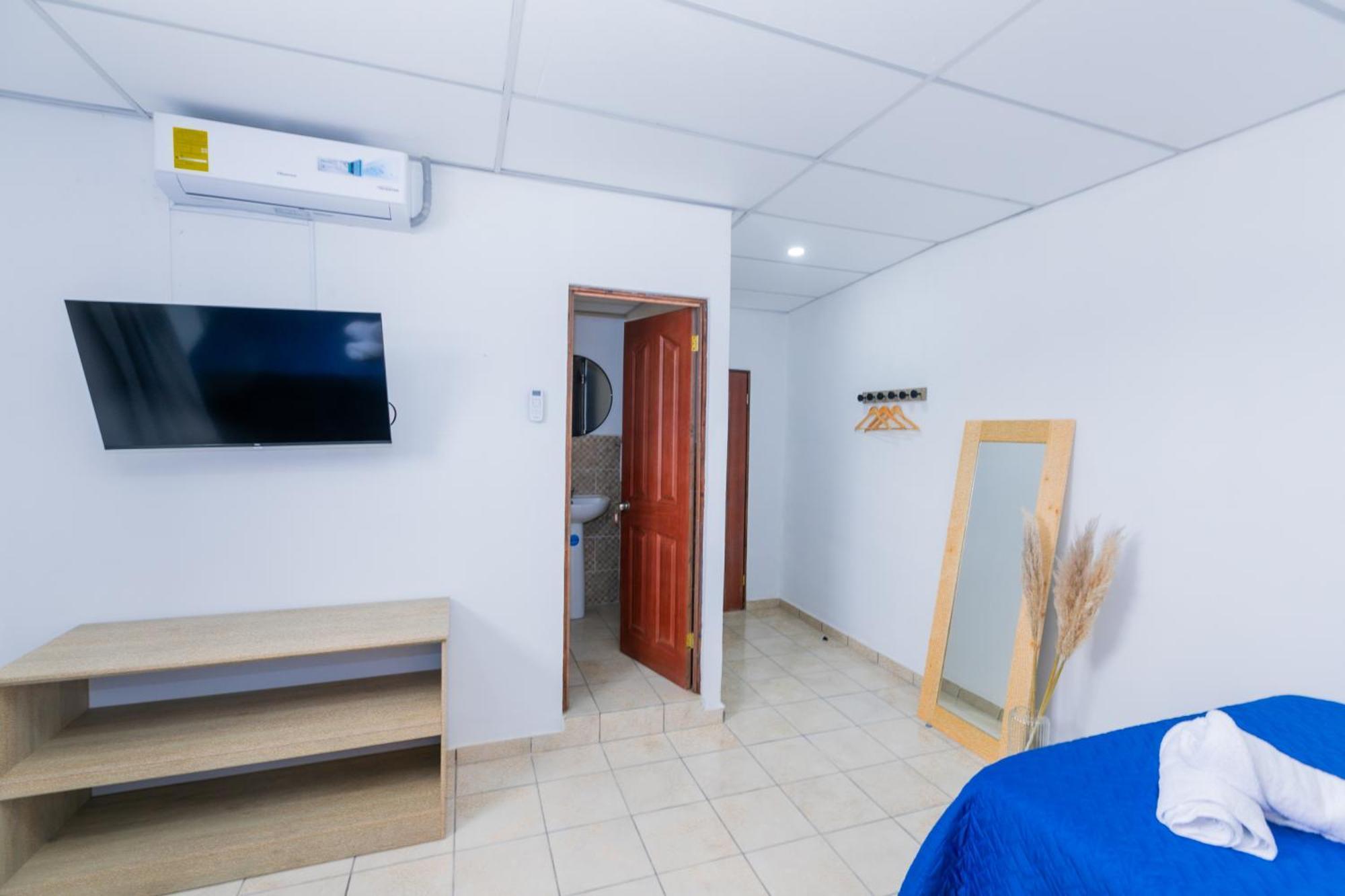 Hotel Friendly House Santa Tecla Exterior foto